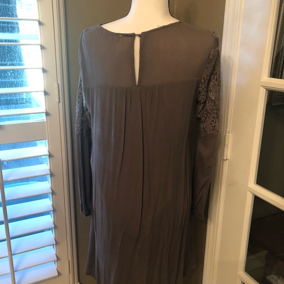 Altar’d State Dress - Picture 2 of 7